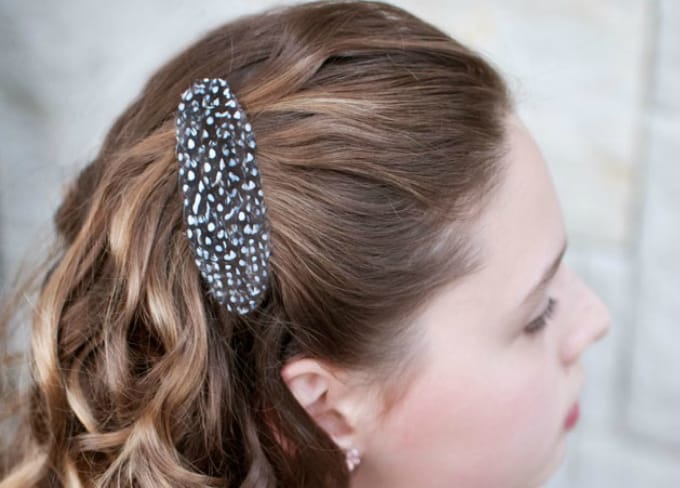 guinea fowl feather hair clip