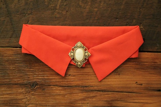 pearl collar necklace