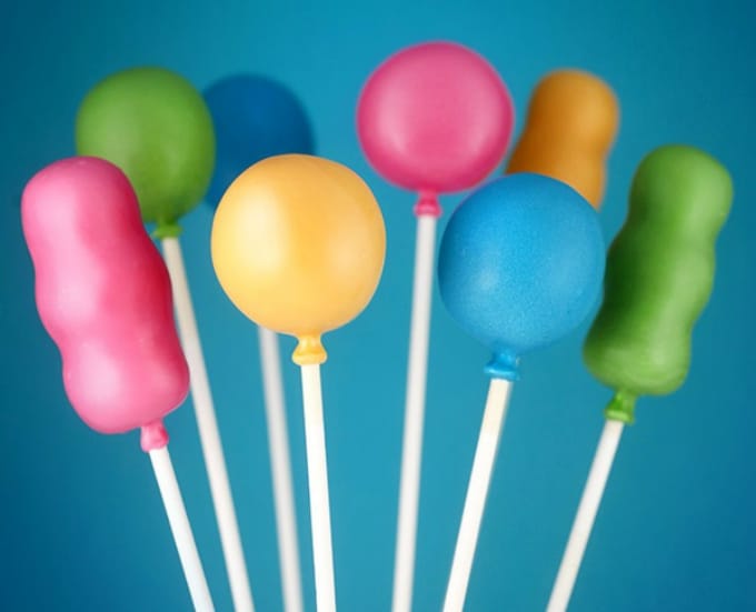 balloon cake pops