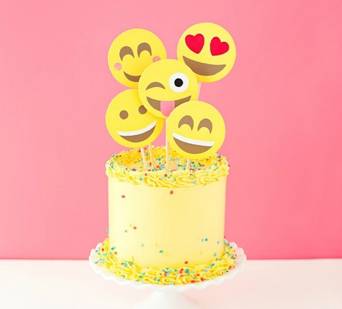 emoticon cake toppers
