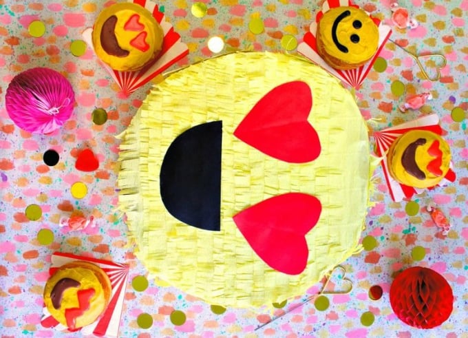 valentines day emoji pinata gift box