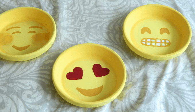 emoji ring dishes