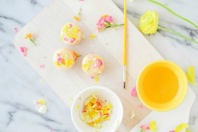 edible flower macarons
