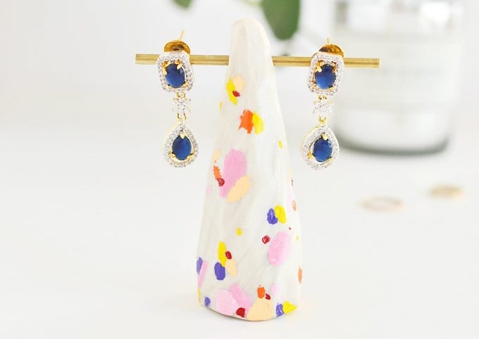 Splatter Earring Holder