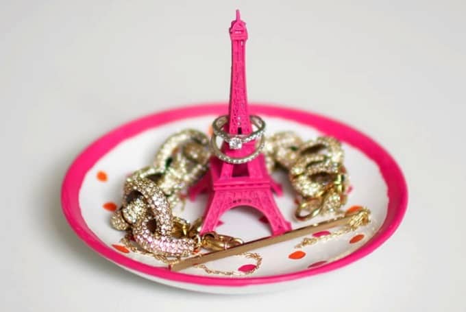 DIY Eiffel Tower ring holder