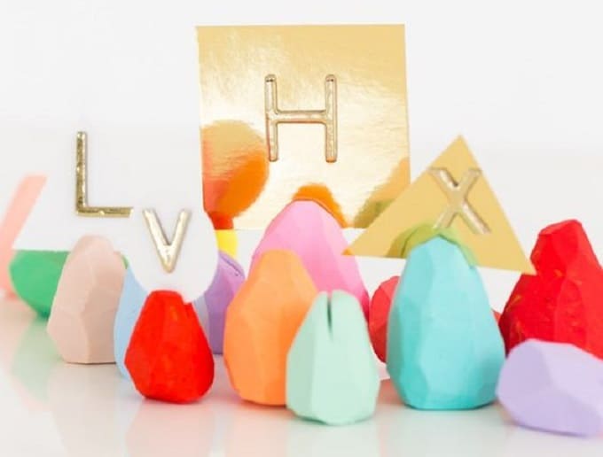 DIY egg photo holders