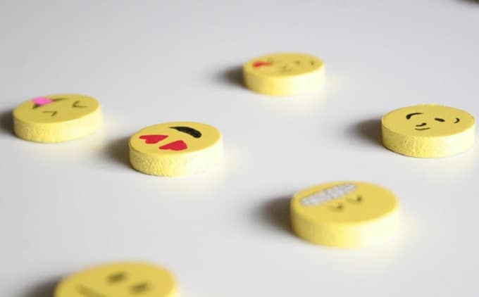 emoticon magnets