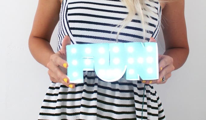 letter marquee light