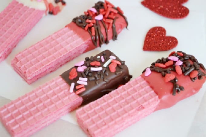 Valentine’s Day chocolate dipped cookies