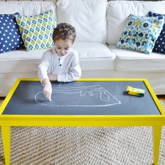 DIY Chalkboard Coffee Table