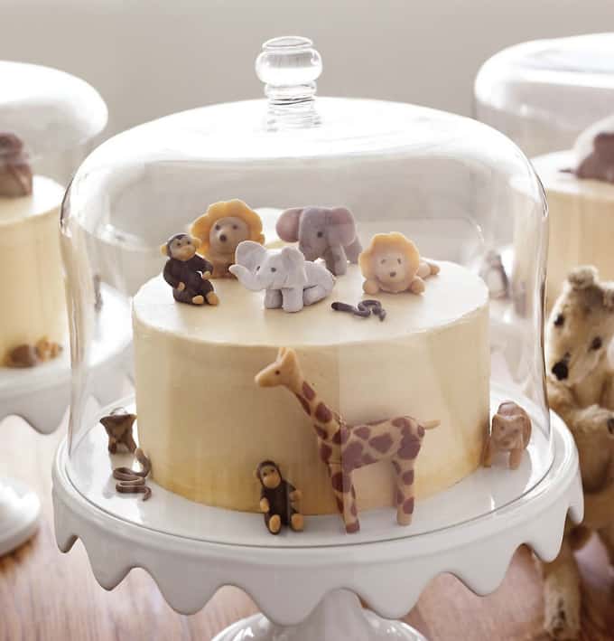 safari-inspired cake