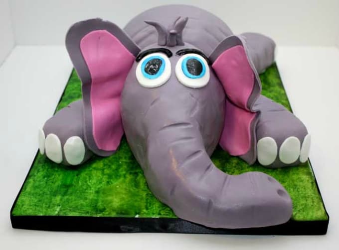  3D elephant cake