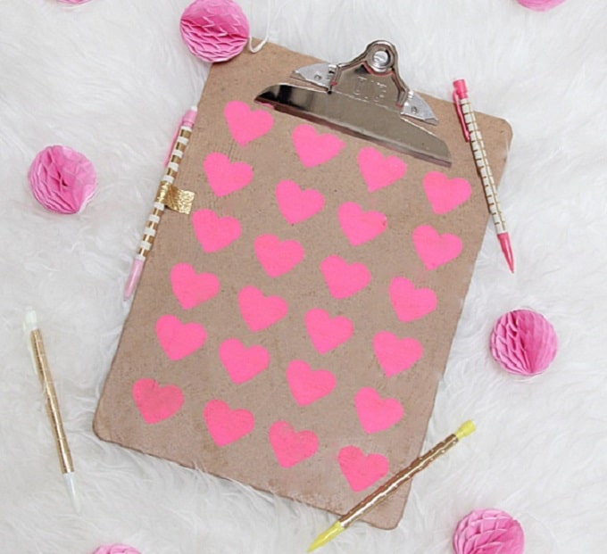 30 Ways to Personalize Clipboards DIY Style • Cool Crafts