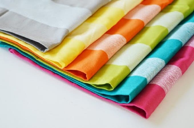 DIY stripe napkins